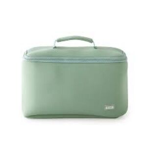 Kusshi Large Neoprene Train  Case. Holds tons of products